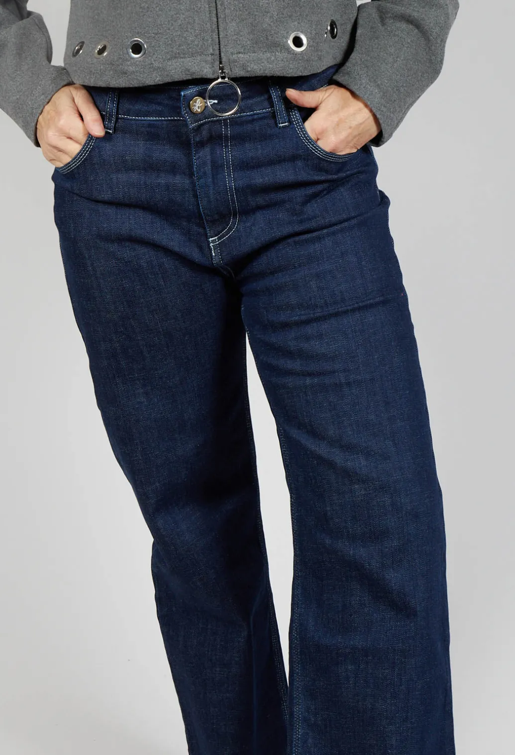 Agnes Jeans in Blue Denim