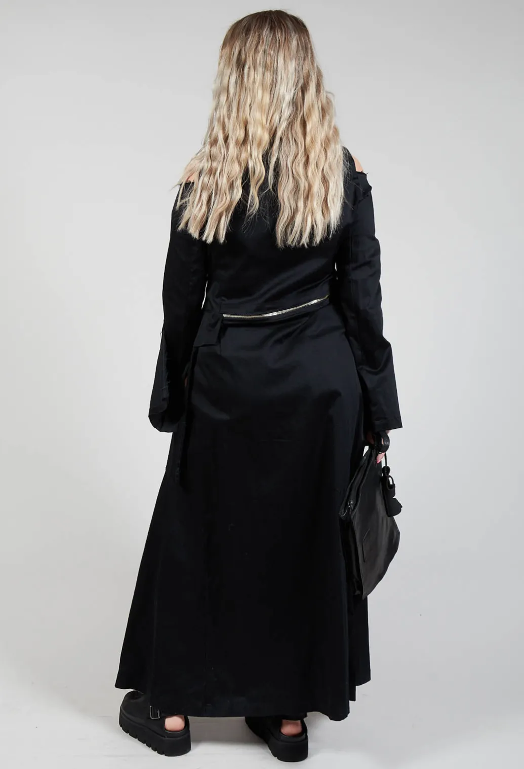 AKTI Jacket in Black