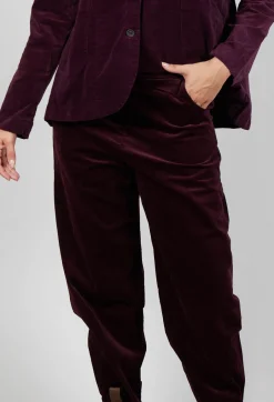 Alicia V Trousers in Uva