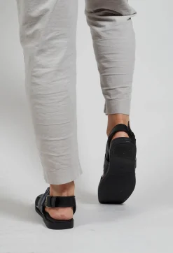 Amanda Shoe in Black