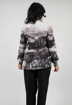 Amazement Shirt in Black
