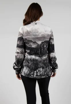 Amazement Shirt in Black