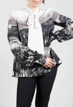 Amazement Shirt in Black