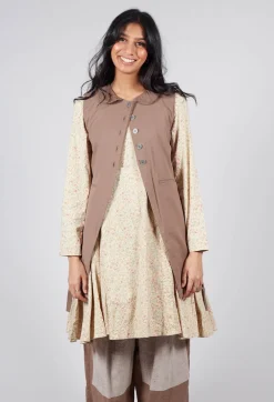 Anisa Vest in Walnut