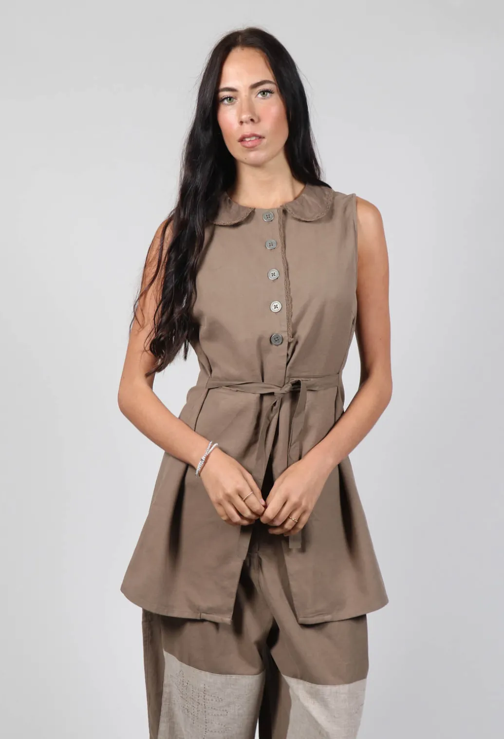 Anisa Vest in Walnut