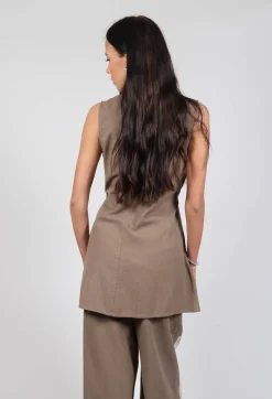 Anisa Vest in Walnut