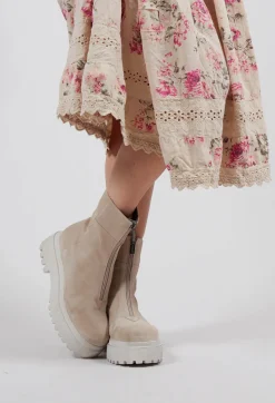 Ankle Boots with Front Zip in London Magnolia