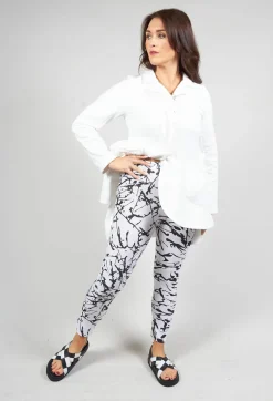 Ankle Cropped Leggings in White with Black Print