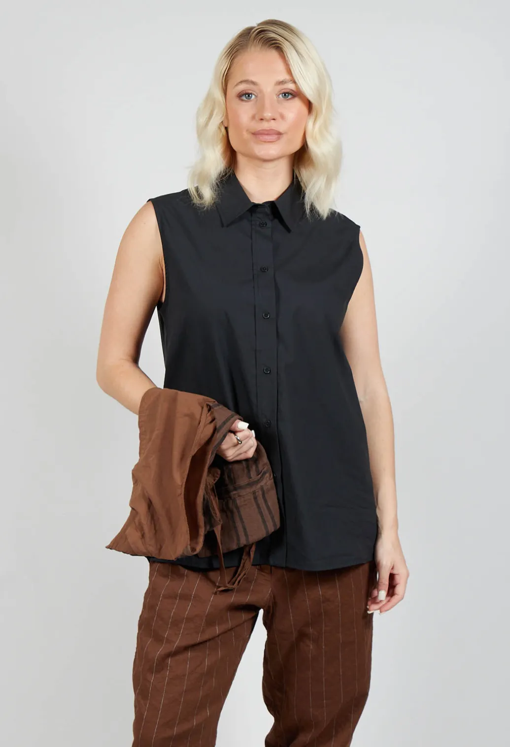 Annaalf Shirt in Black