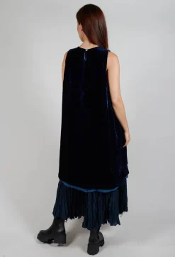 Anpassati Dress in Stromung