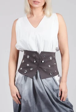 Asymmetric Belt in Carbone