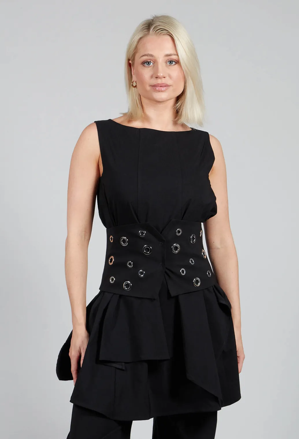 Asymmetric Belt in Nero