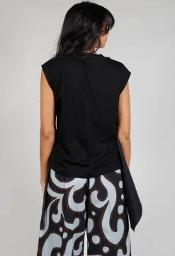 Asymmetric Cut Top in Black