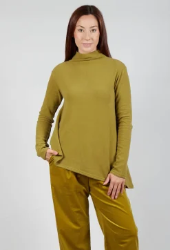 Asymmetric Jumper in Oliva