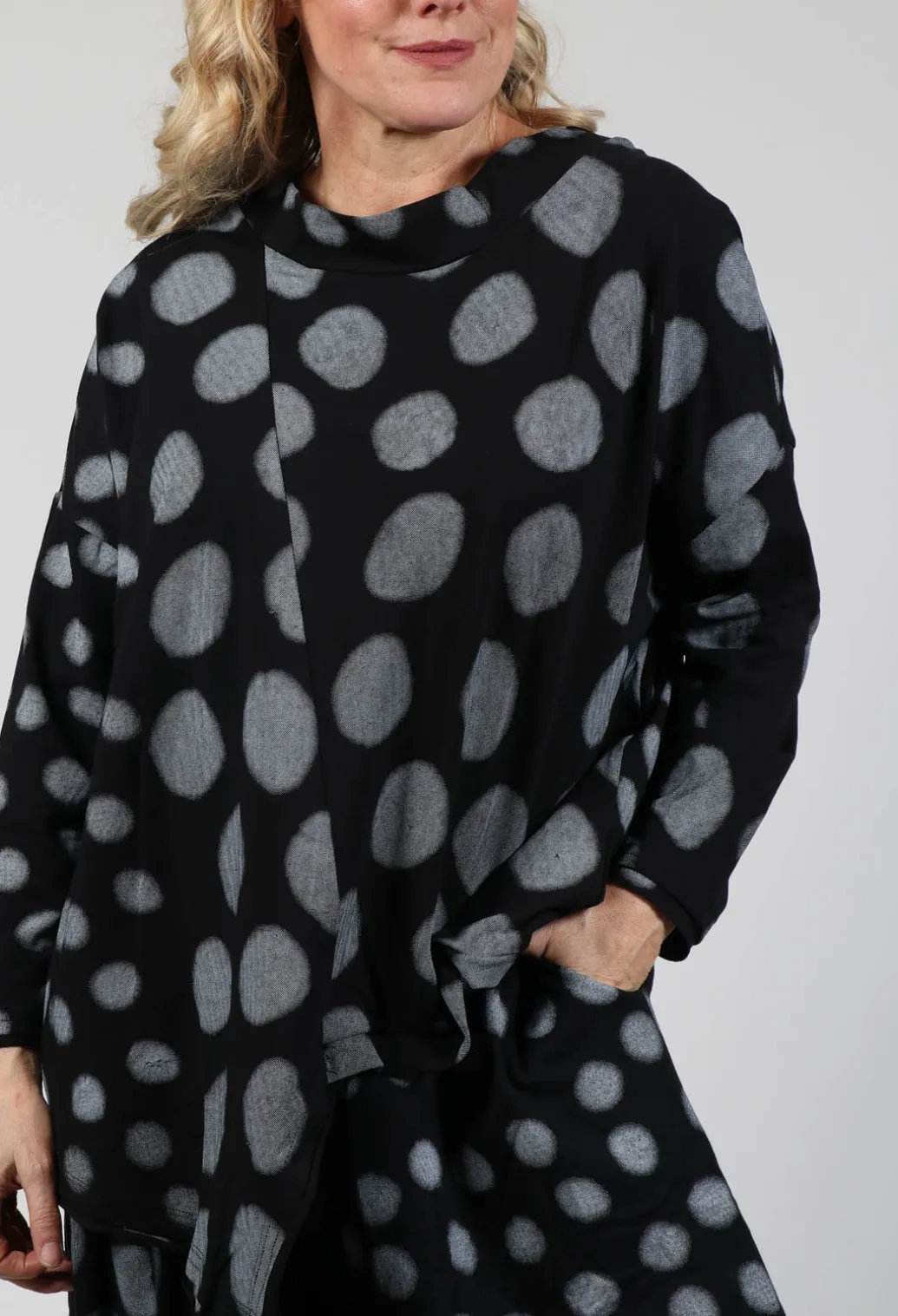 Asymmetrical Top in Grey Pois