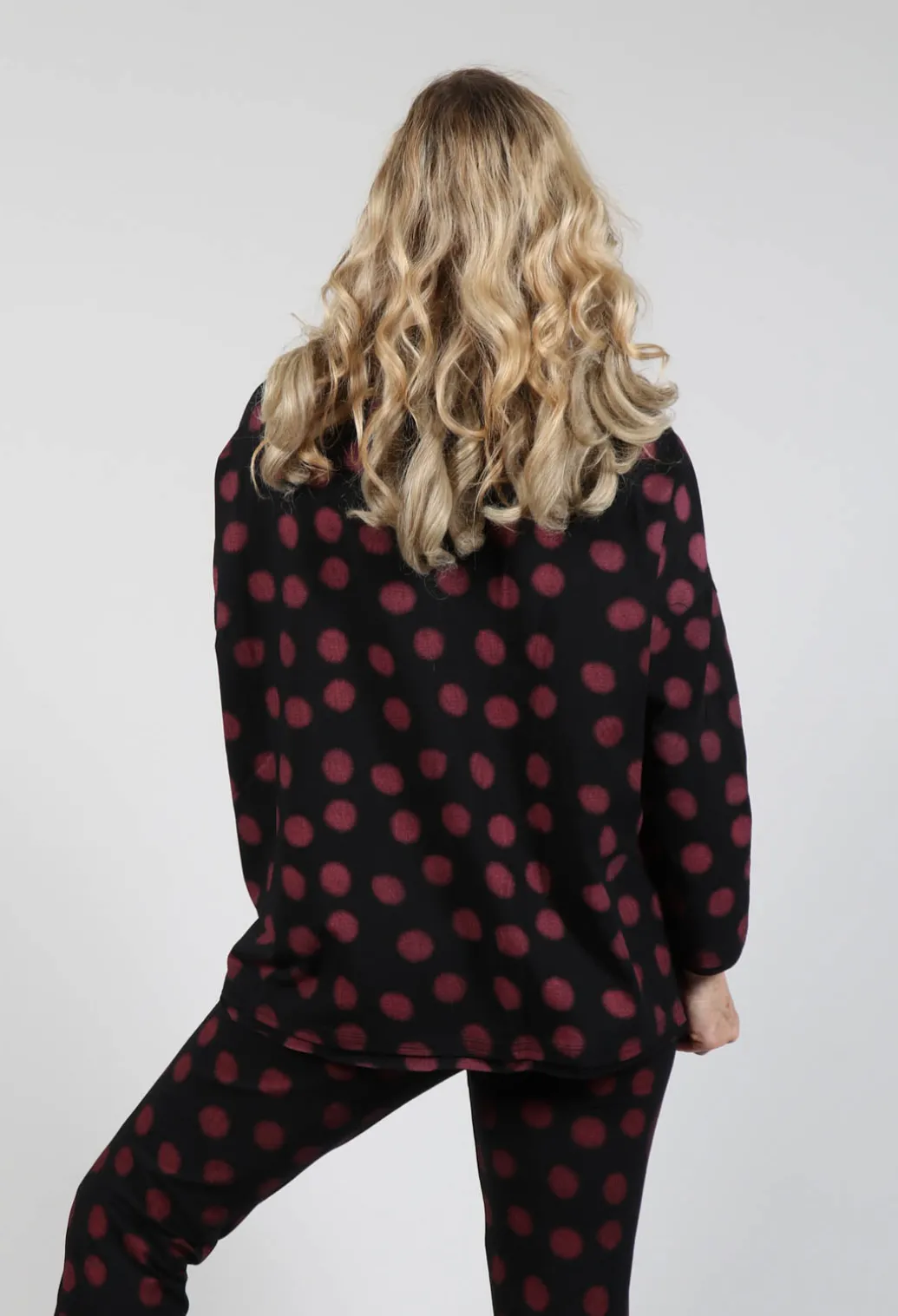 Asymmetrical Top in Red Pois