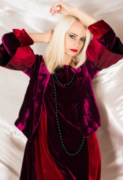 Audrey Coat in Bordeaux
