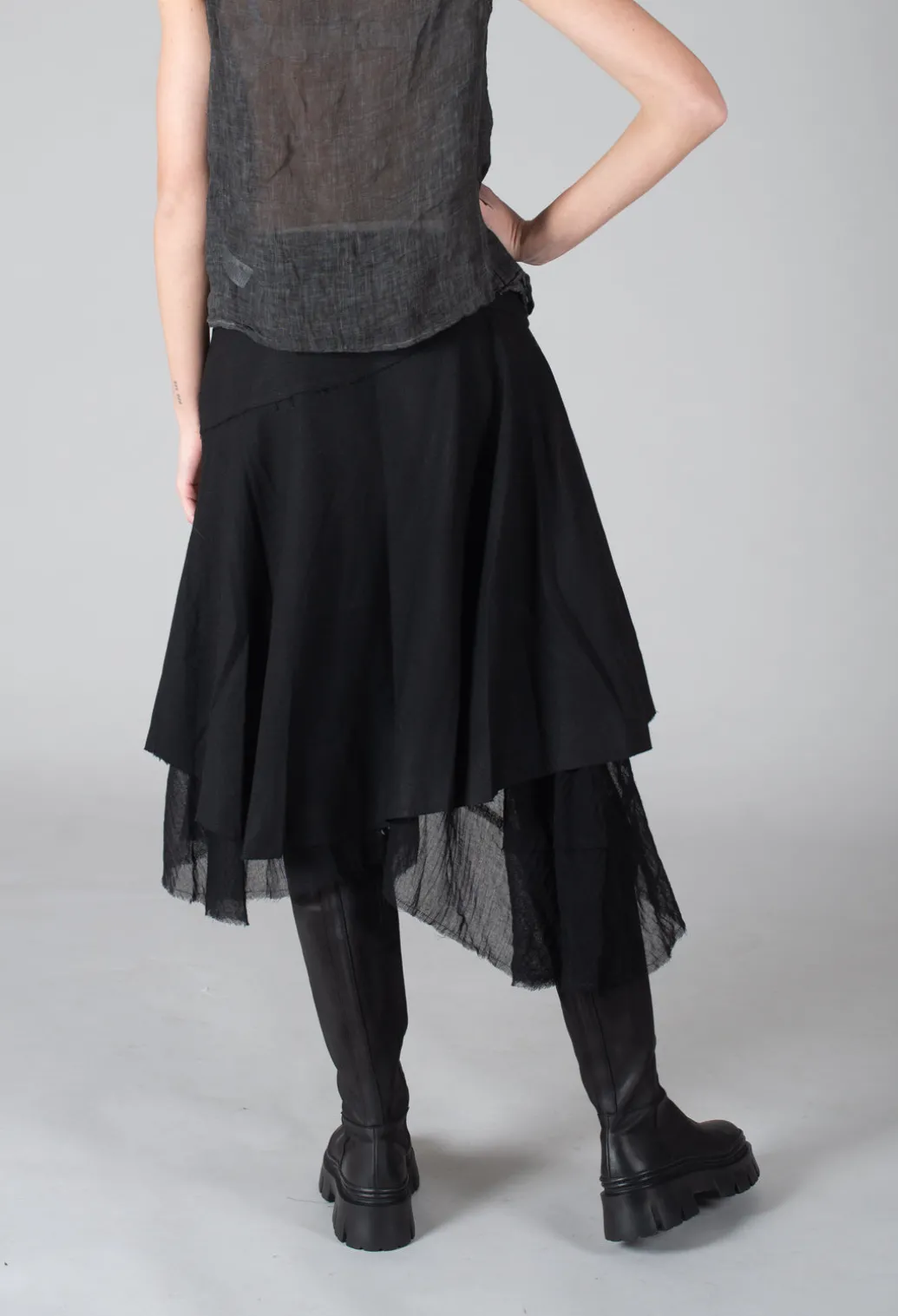 Baski Skirt in Black