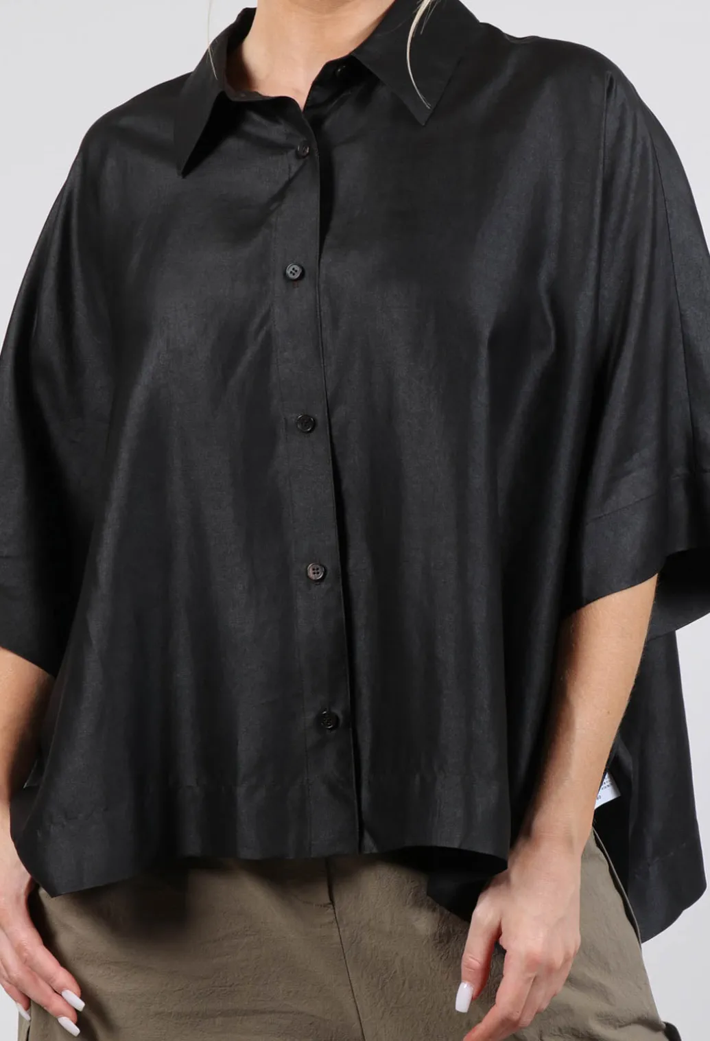 Batwing Shirt in Black