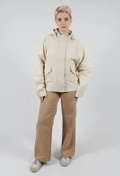 Belumutalf Jacket in Pannacotta