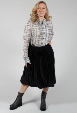 Black Pleated Skirt in Fine Virgin Wool