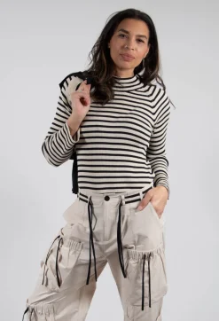 Bloom Rib Knit Blouse in Beige Stripe