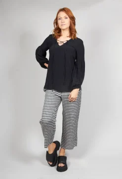 Blouse in Black