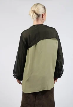 Bolero Sleeves in Black