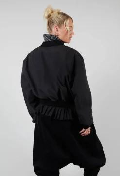 Bomber Jacket in Nero