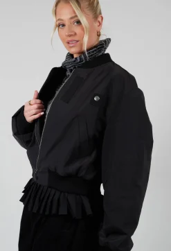 Bomber Jacket in Nero