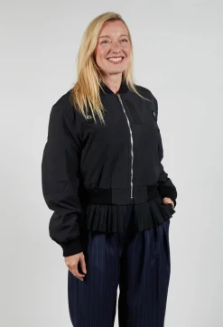 Bomber Jacket in Nero