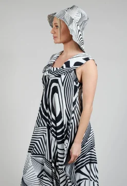 BONE Hat in White with Black