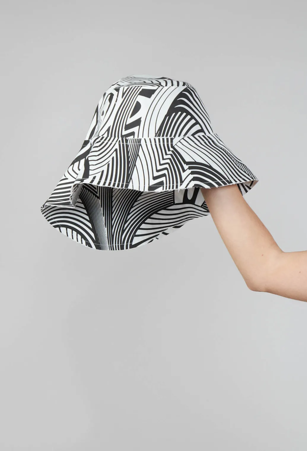 BONE Hat in White with Black