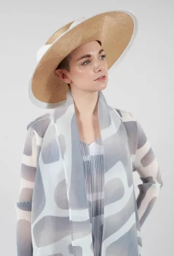Bow Hat in Biscuit and Ivory