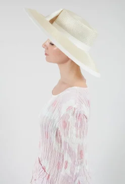 Bow Hat in Ivory