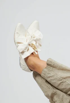 Bow Shoes in Callas