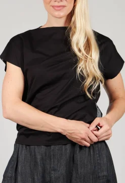 Boxy T-Shirt in Black