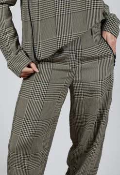 Brit Trousers in Crumble