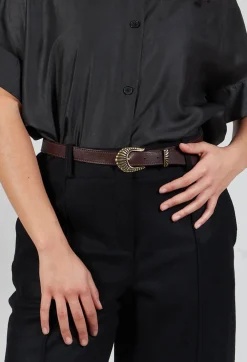 Buckle Belt in Brown