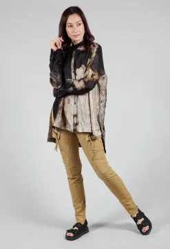 Button Up Pattern Shirt in Single Variant