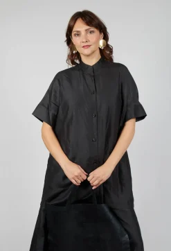 Button Up Shirt in Black