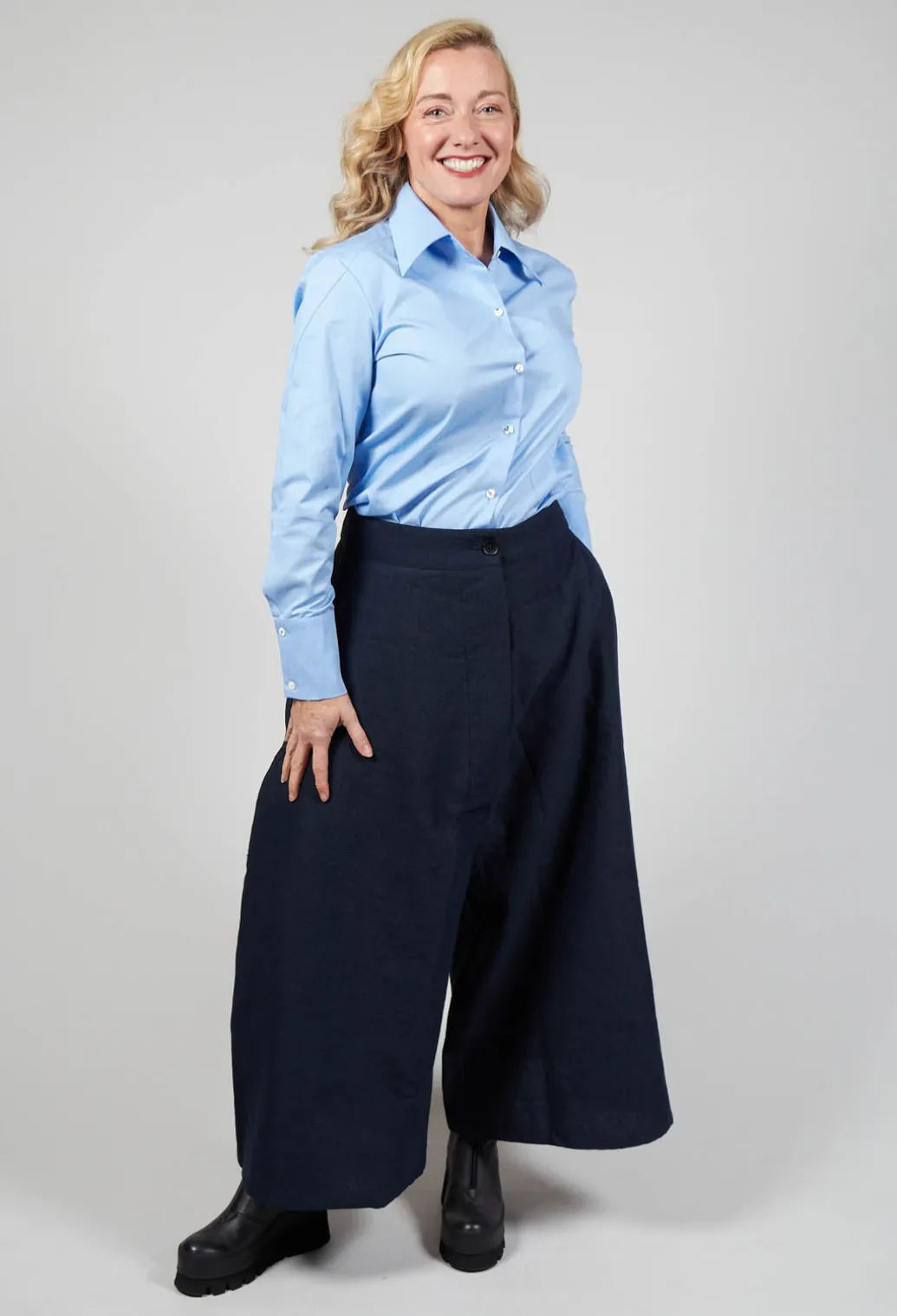 Button Up Shirt in Blue
