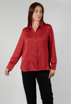 Button Up Shirt in Red