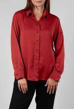 Button Up Shirt in Red
