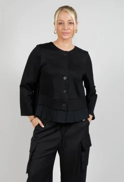 Button Up Statement Jacket in Nero