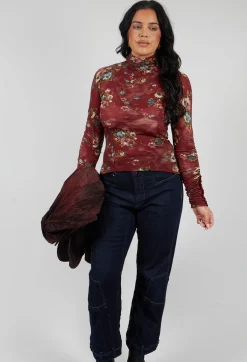 Calm Top in Burgundy