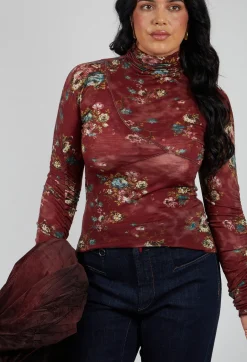 Calm Top in Burgundy