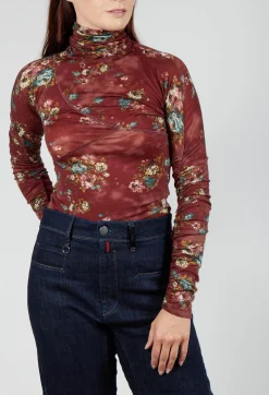 Calm Top in Burgundy