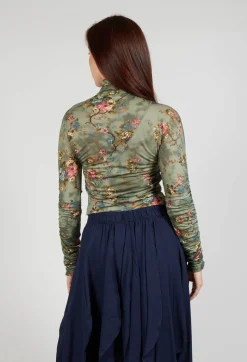 Calm Top in Green