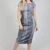 Capped Sleeve Slim Fit Dress in Black Print